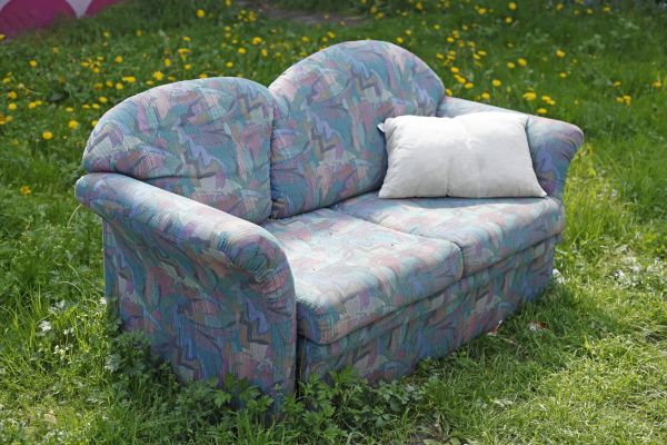 Couch Disposal in Des Moines