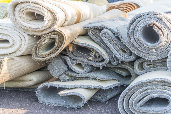 Rug Disposal Service in Des Moines